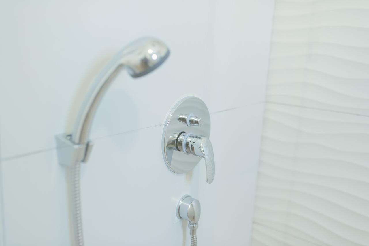 Apartment Luxury Explorer ポドゴリツァ エクステリア 写真