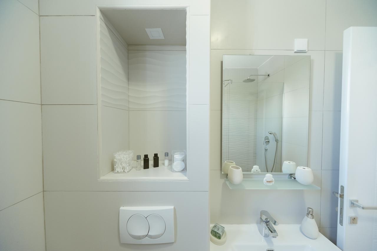 Apartment Luxury Explorer ポドゴリツァ エクステリア 写真