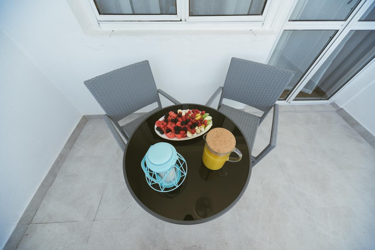 Apartment Luxury Explorer ポドゴリツァ エクステリア 写真